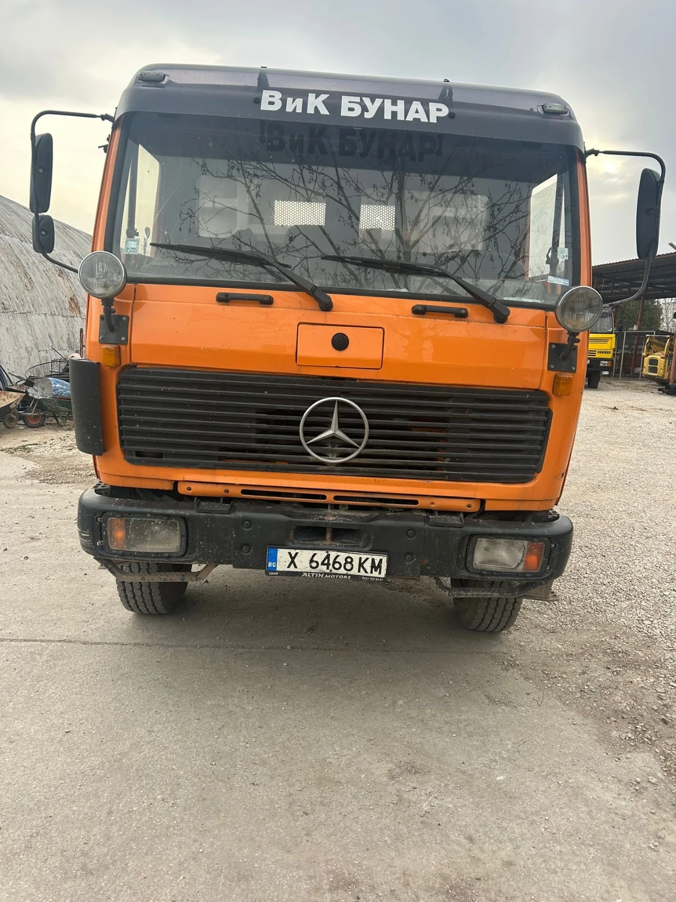 Mercedes-Benz 1622