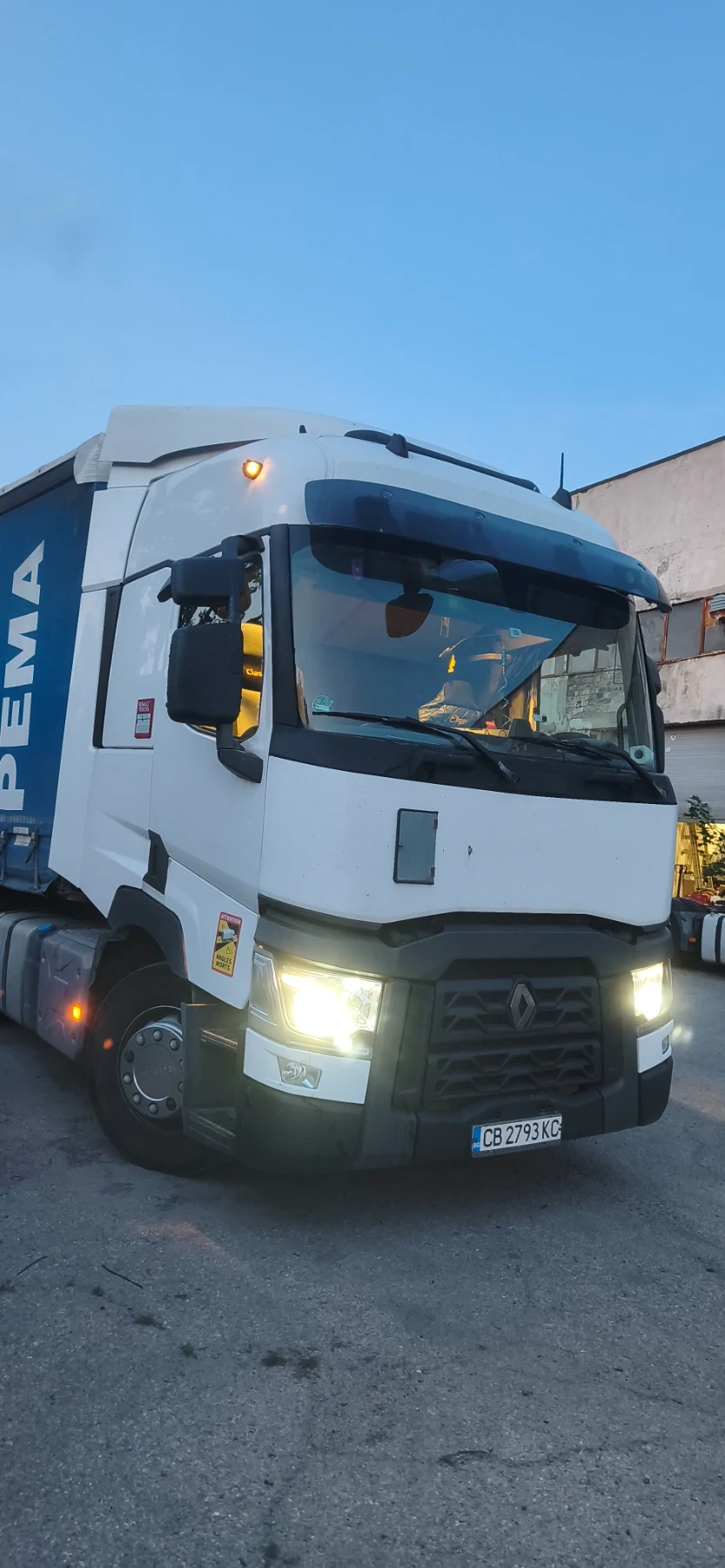 Renault T 480