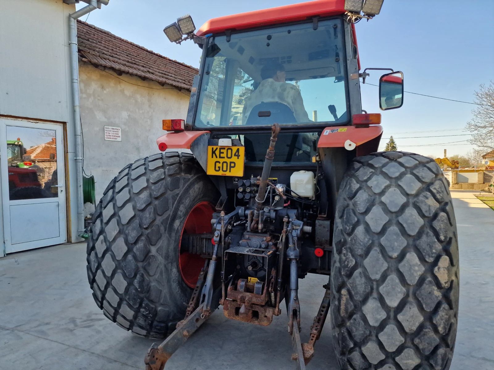 Трактор Kubota ME 8200 - изображение 6