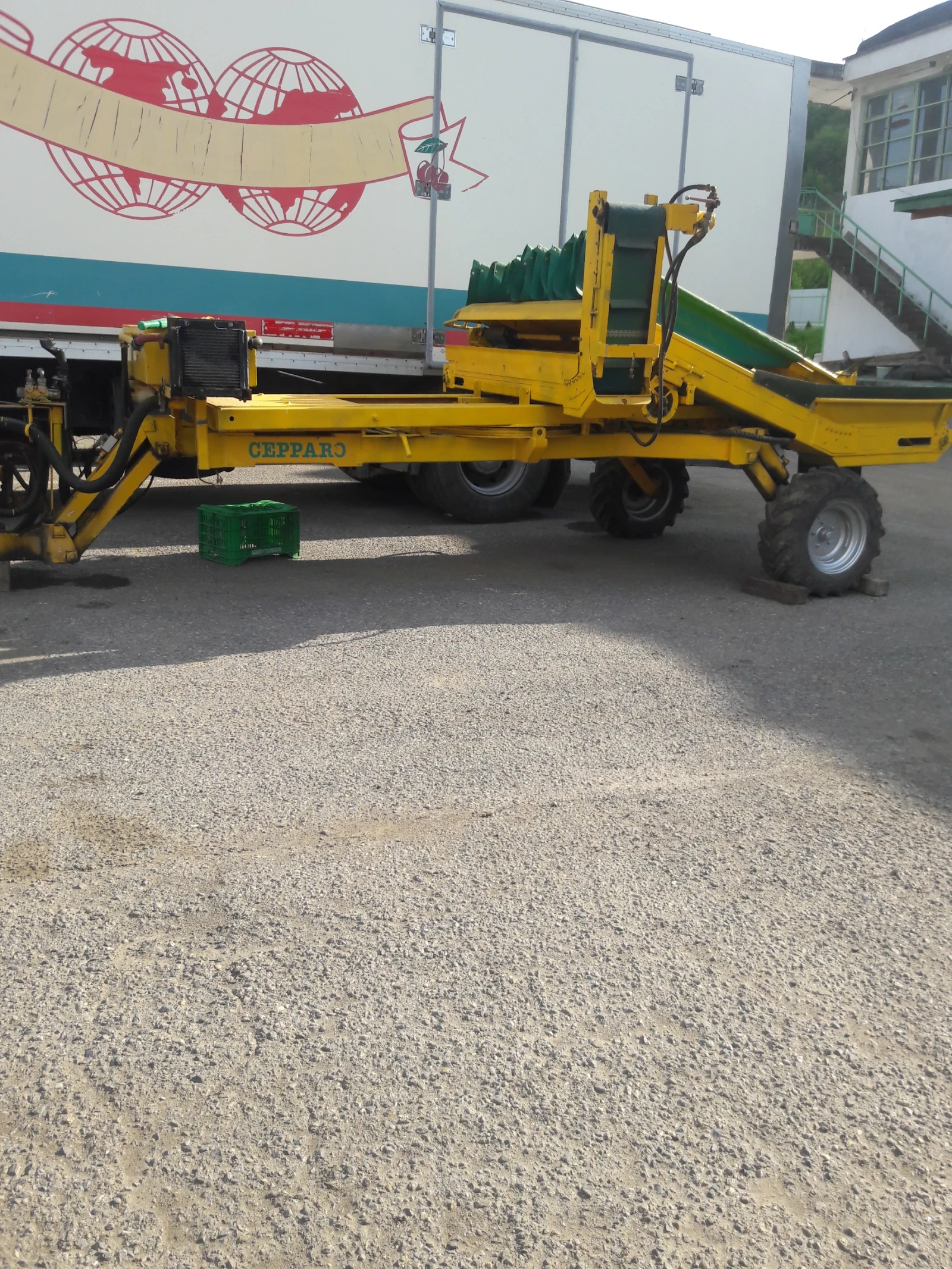 Специализирани машини Машини за лозя/овошки  - изображение 2