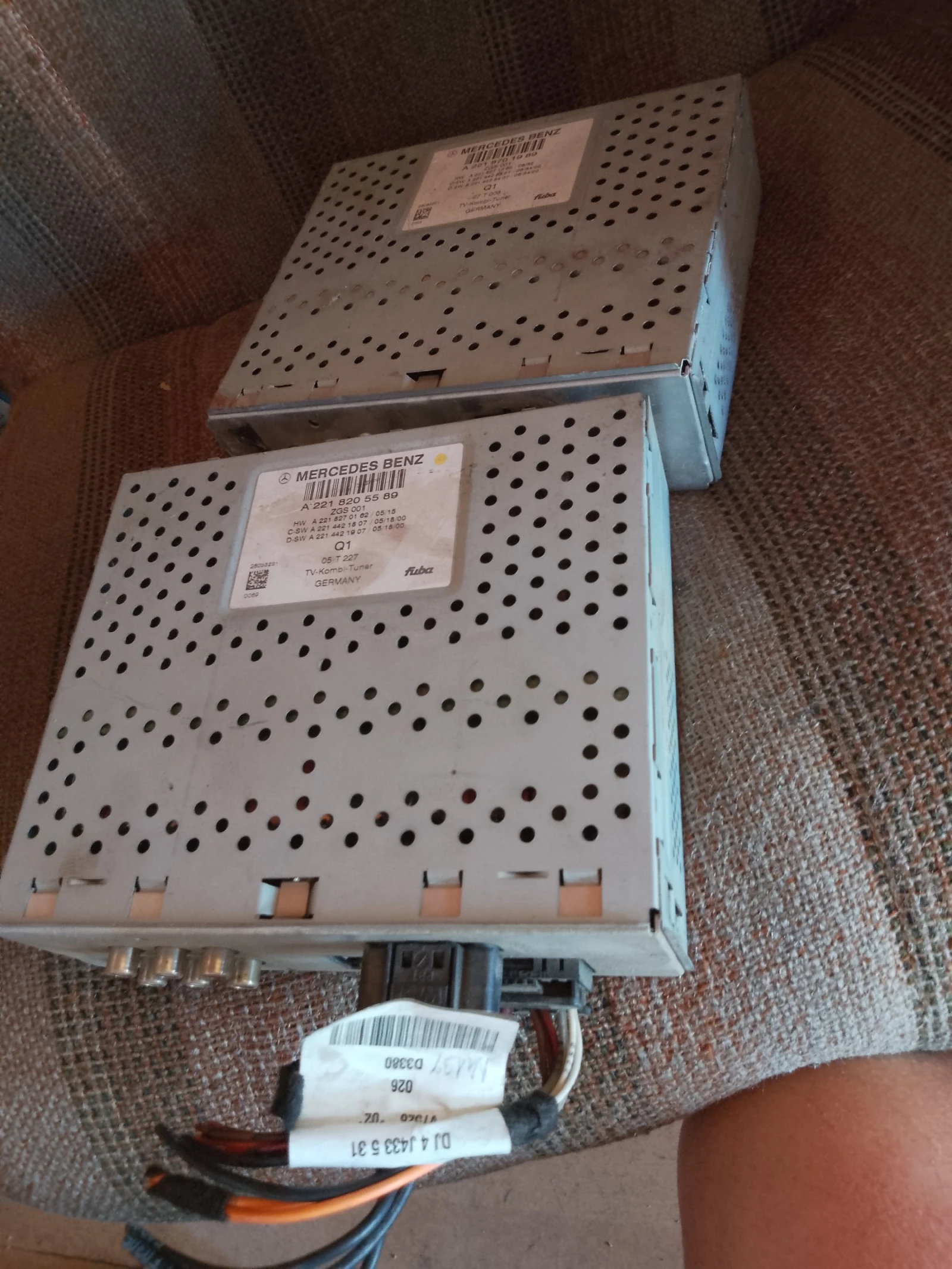 2218205589,2218701989     | Mobile.bg   3