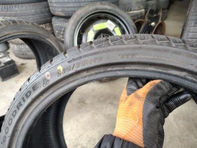 Гуми Зимни 235/35R19, снимка 7