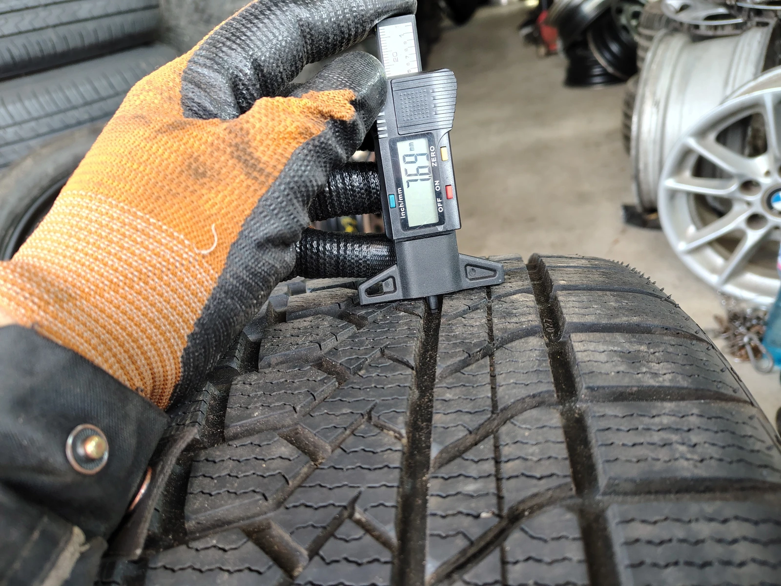  235/35R19 | Mobile.bg   5