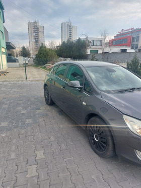 Opel Astra 1.7 CDTI, снимка 3 - Автомобили и джипове - 45526607