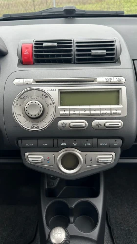 Honda Jazz 1.4i Първи Собственик  - 3400 € / 6649.82 лв. - 82046574 11