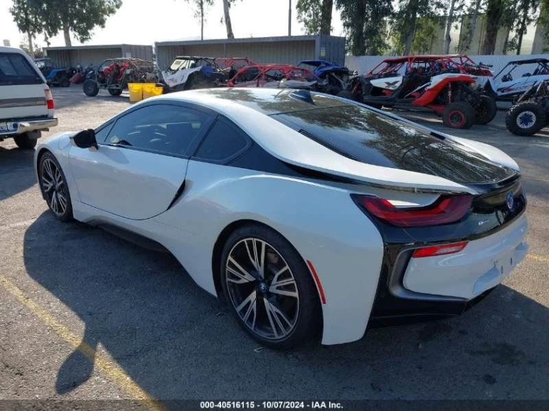 BMW i8 1.5L I-3 DI, DOHC, VVT, TURBO, 228HP All Wheel Dri, снимка 8 - Автомобили и джипове - 48816393