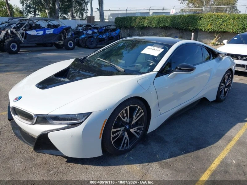 BMW i8 1.5L I-3 DI, DOHC, VVT, TURBO, 228HP All Wheel Dri, снимка 2 - Автомобили и джипове - 48816393