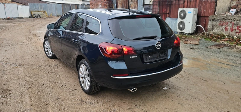 Opel Astra 1.4 турбо ГАЗ, снимка 3 - Автомобили и джипове - 49327888