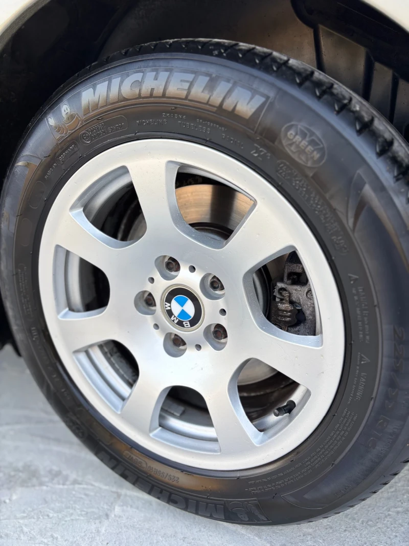 BMW 530, снимка 17 - Автомобили и джипове - 52306128