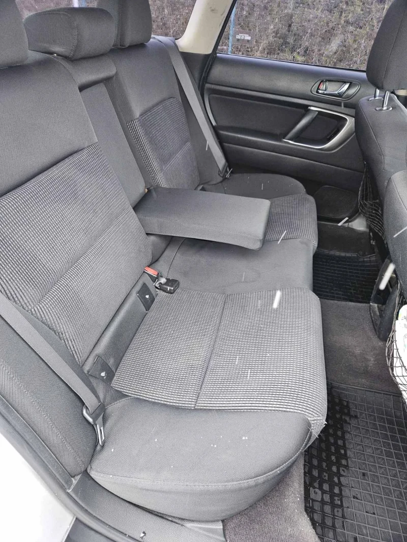 Subaru Outback, снимка 12 - Автомобили и джипове - 51908890
