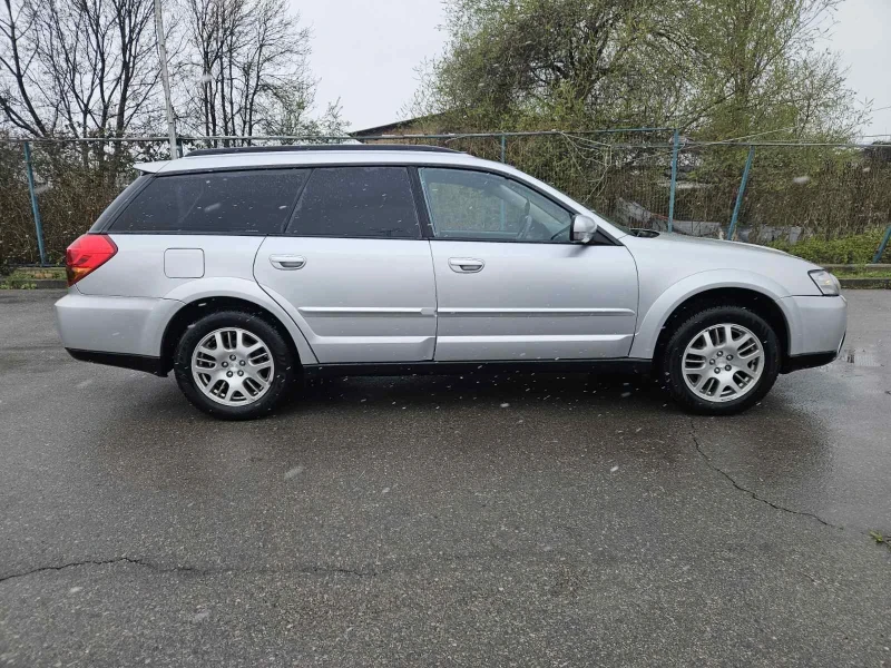 Subaru Outback, снимка 7 - Автомобили и джипове - 51908890