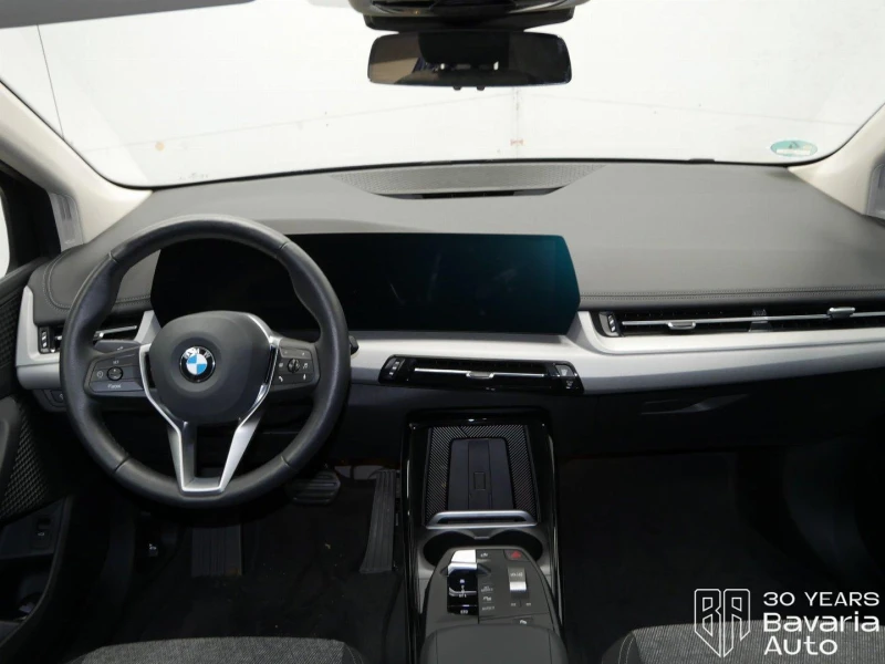 BMW 220 i Active Tourer Steptronic, снимка 6 - Автомобили и джипове - 52726806