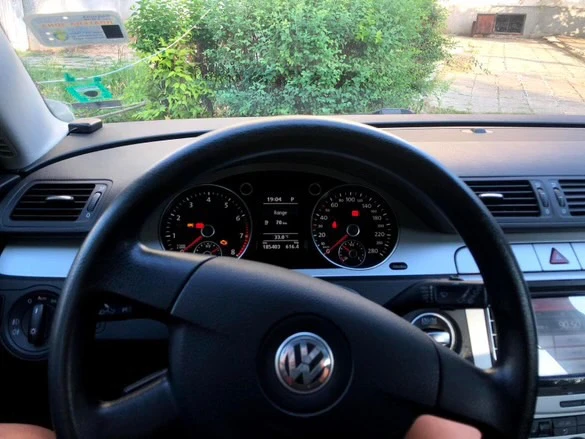 VW Passat, снимка 10 - Автомобили и джипове - 48929708