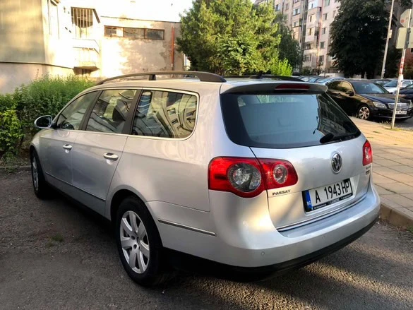 VW Passat, снимка 3 - Автомобили и джипове - 48929708