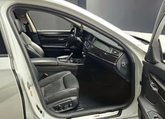BMW 730 xDrive | Mobile.bg   11