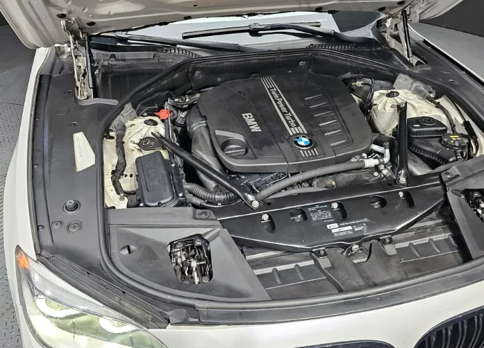 BMW 730 xDrive - изображение 6