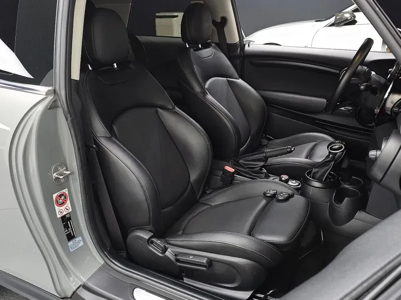 Mini Cooper Basic , снимка 11 - Автомобили и джипове - 55884642