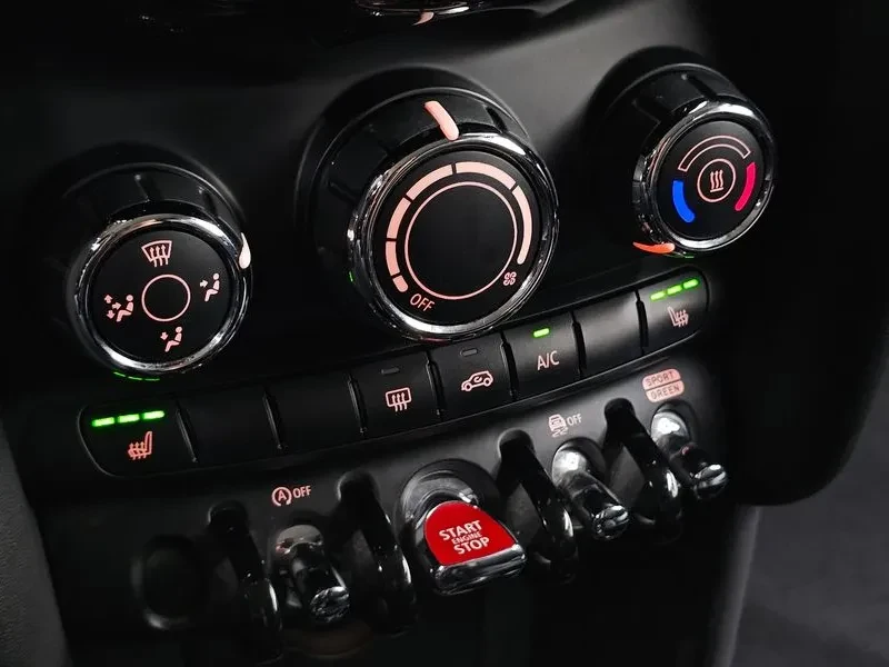 Mini Cooper Basic , снимка 17 - Автомобили и джипове - 55884642