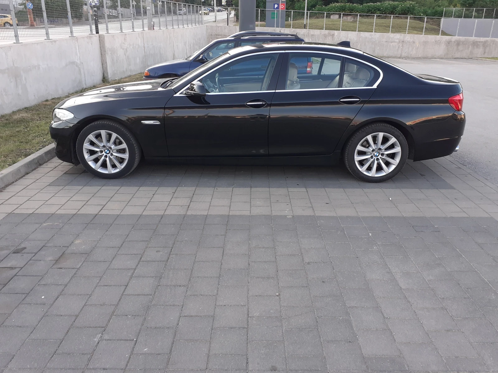 BMW 525 3000 - изображение 4