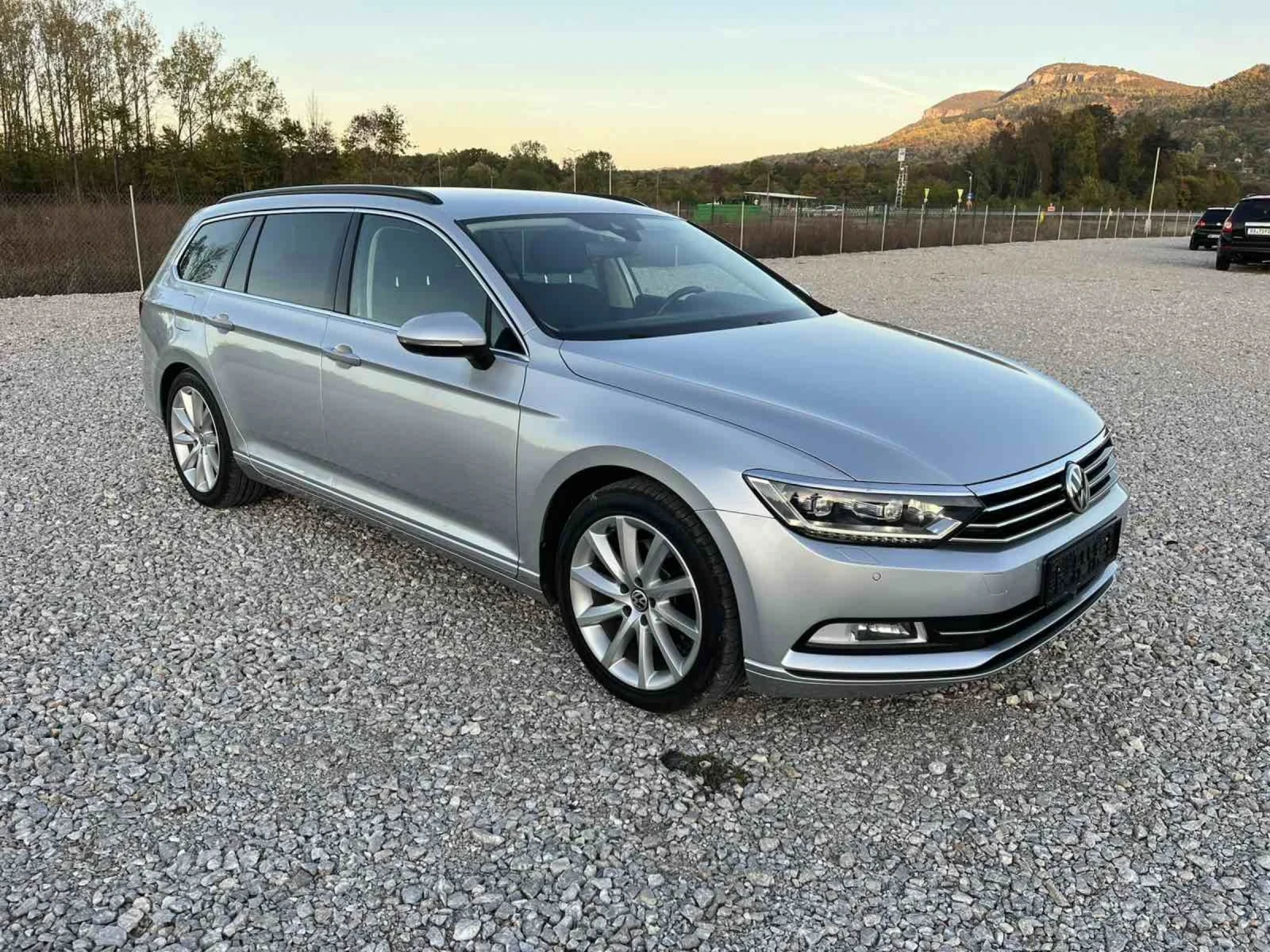 VW Passat 2.0TDI avt navi ful led - изображение 4