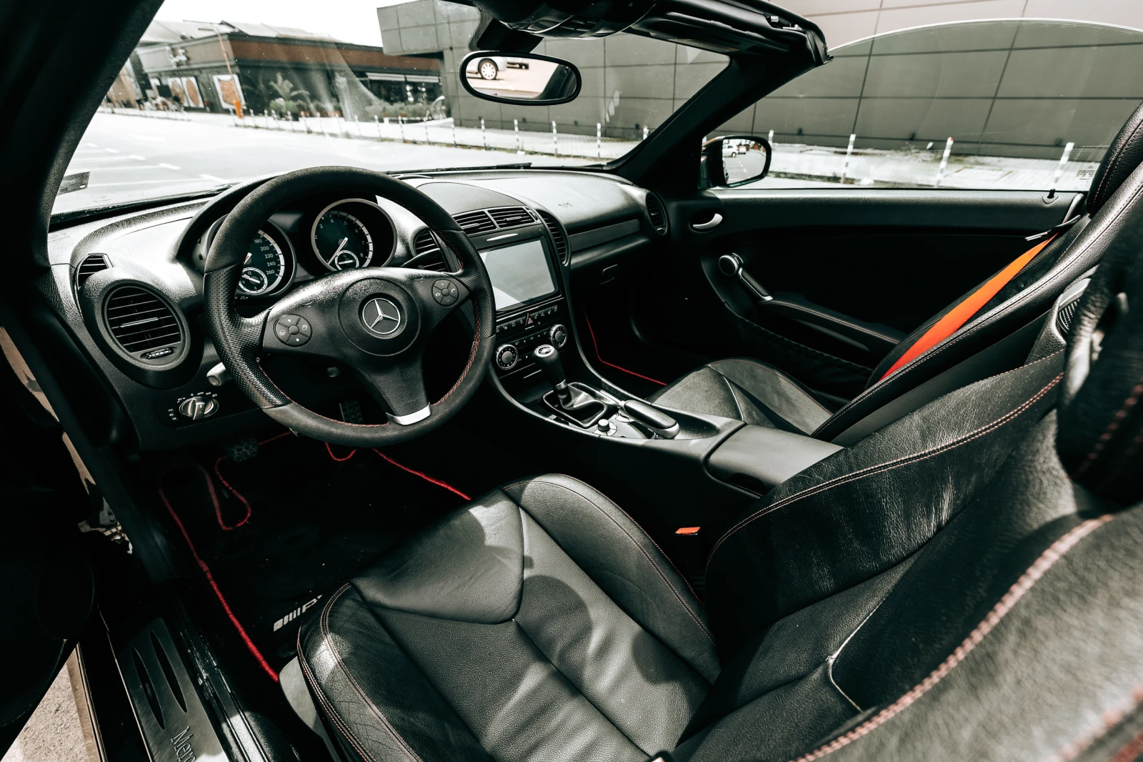 Mercedes-Benz SLK 280 Ръчни ск., снимка 11 - Автомобили и джипове - 54892681