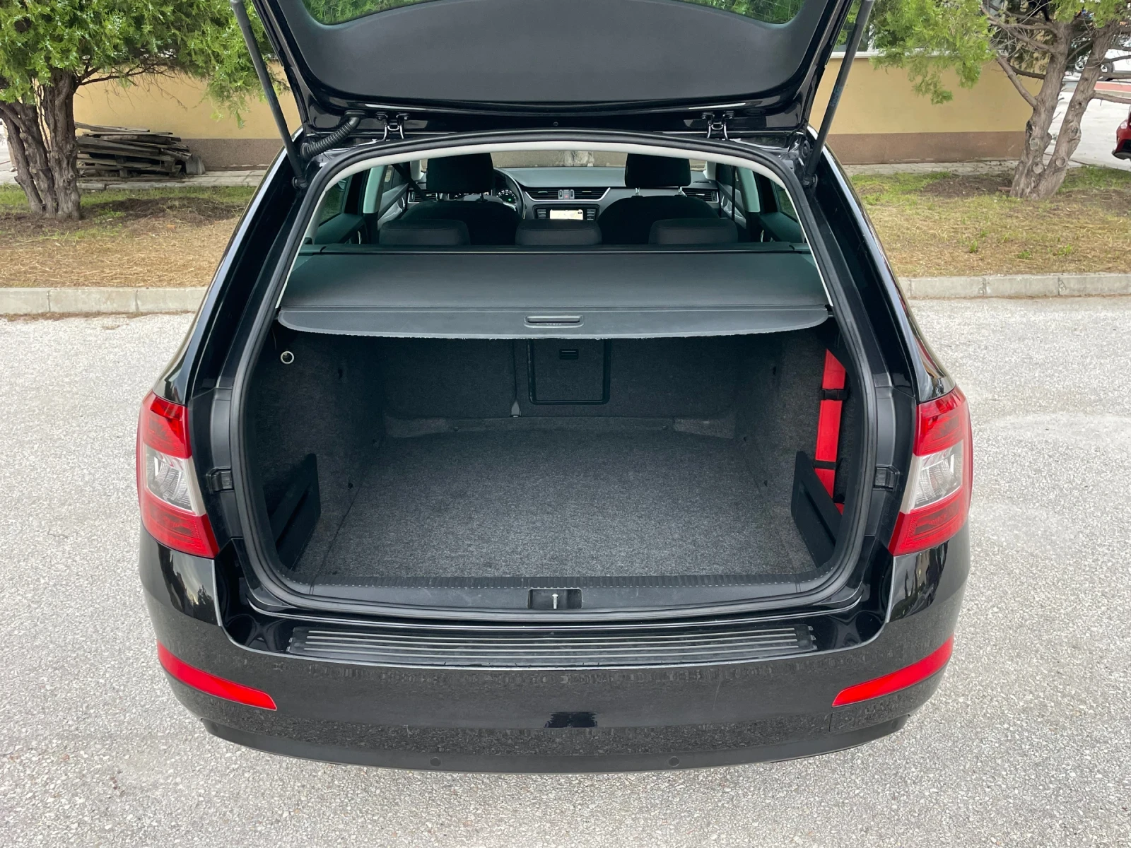 Skoda Octavia 2.0TDI 150 к.с. NAVI SPORTLINE ГЕРМАНИЯ - изображение 5