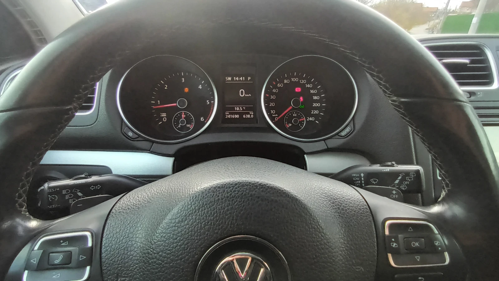 VW Golf 2.0TDI-140 DSG R-LINE XENON LED EVRO 5 | Mobile.bg � ����������� 12