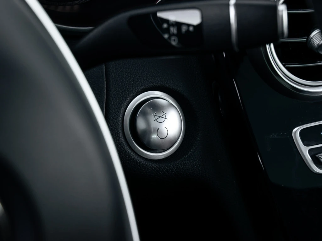 Mercedes-Benz C 300 4Matic / AMG PKG / PANO / MEMORY | Mobile.bg   13