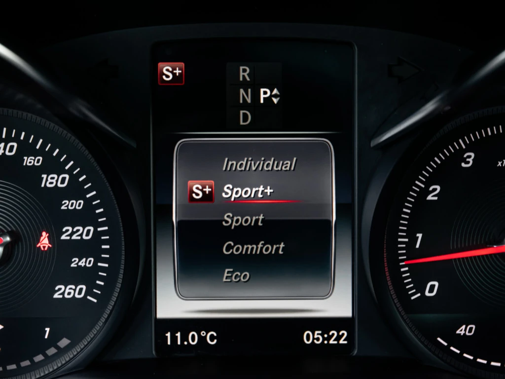 Mercedes-Benz C 300 4Matic / AMG PKG / PANO / MEMORY | Mobile.bg   12