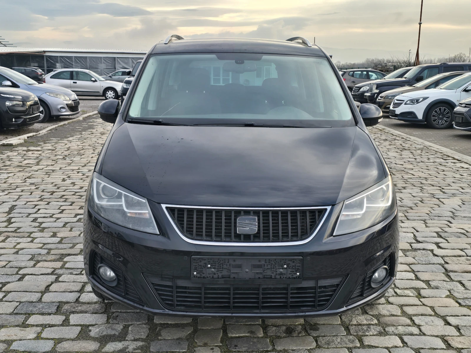 Seat Alhambra 2.0TDI 140кс DSG 7МЕСТА ЕВРО 5 - изображение 2