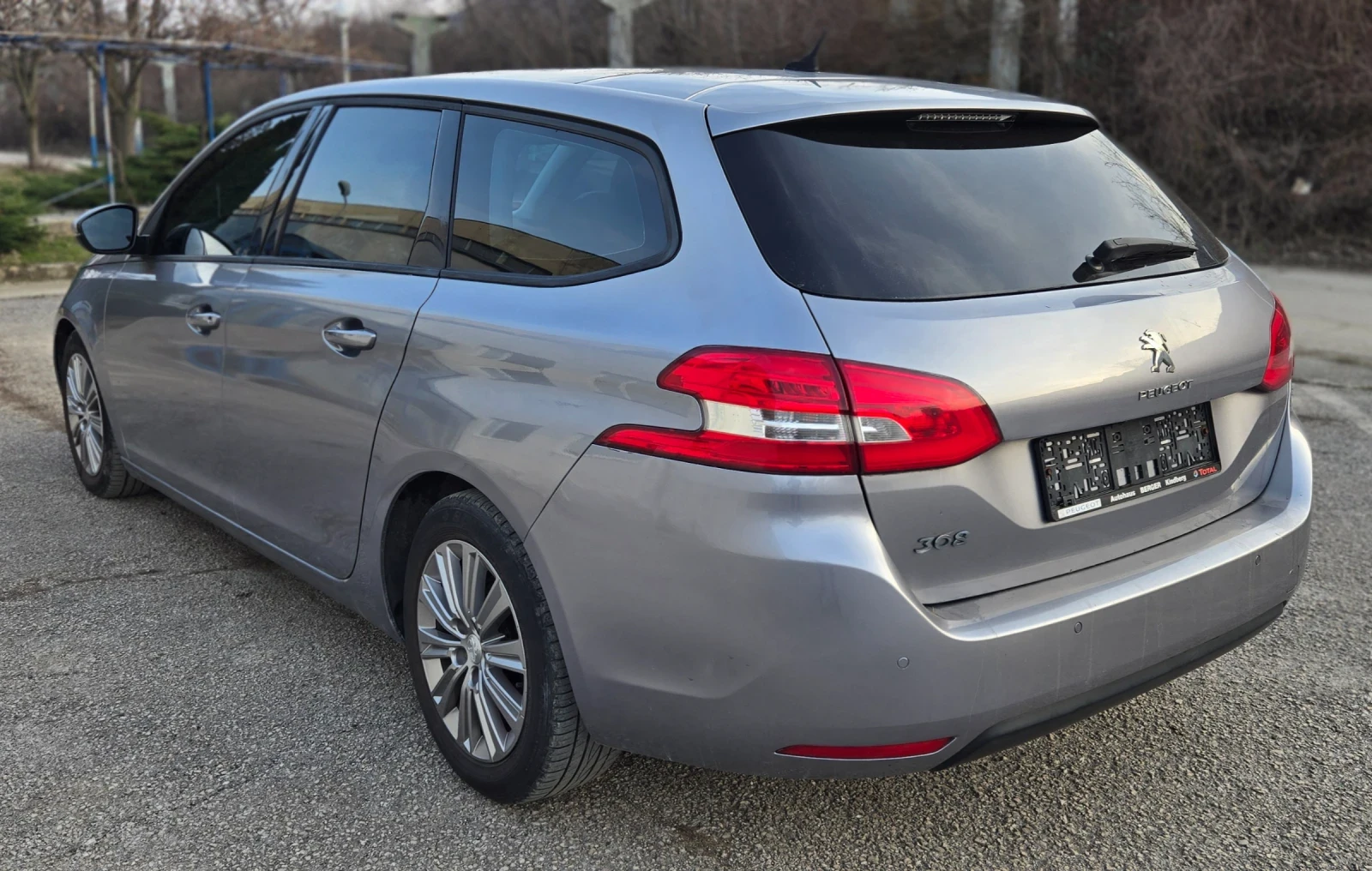 Peugeot 308 1.6hdi 92к.с., снимка 6 - Автомобили и джипове - 53707513