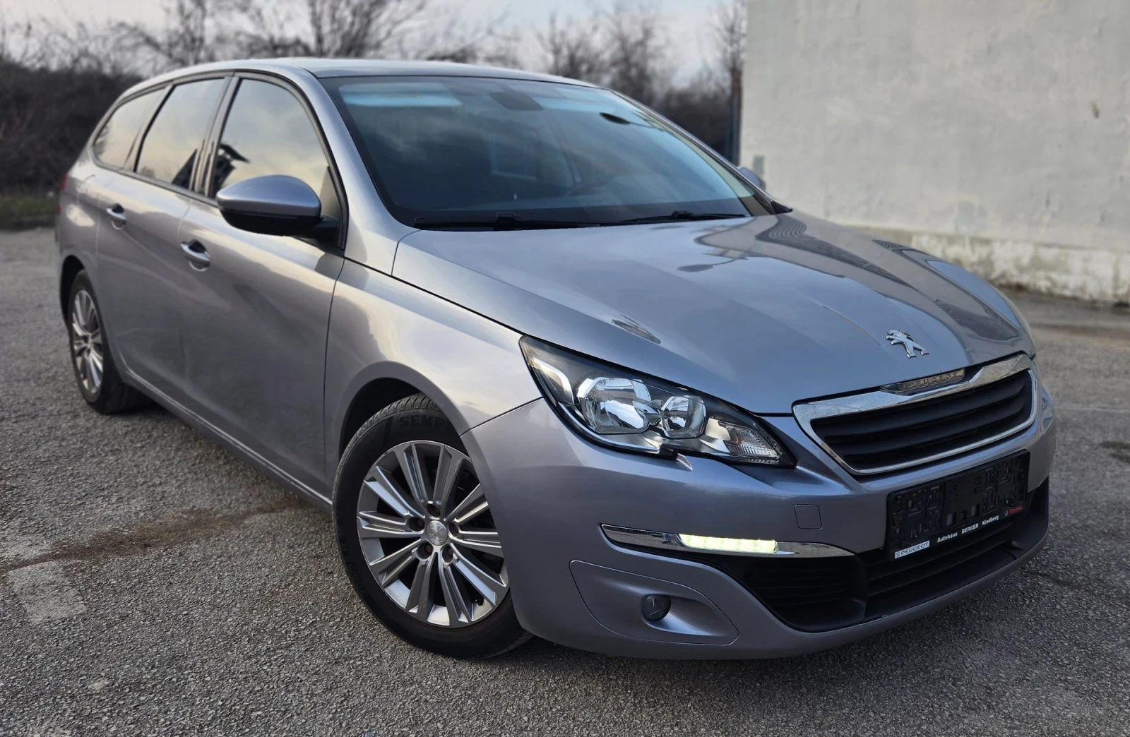 Peugeot 308 1.6hdi 92к.с., снимка 3 - Автомобили и джипове - 53707513