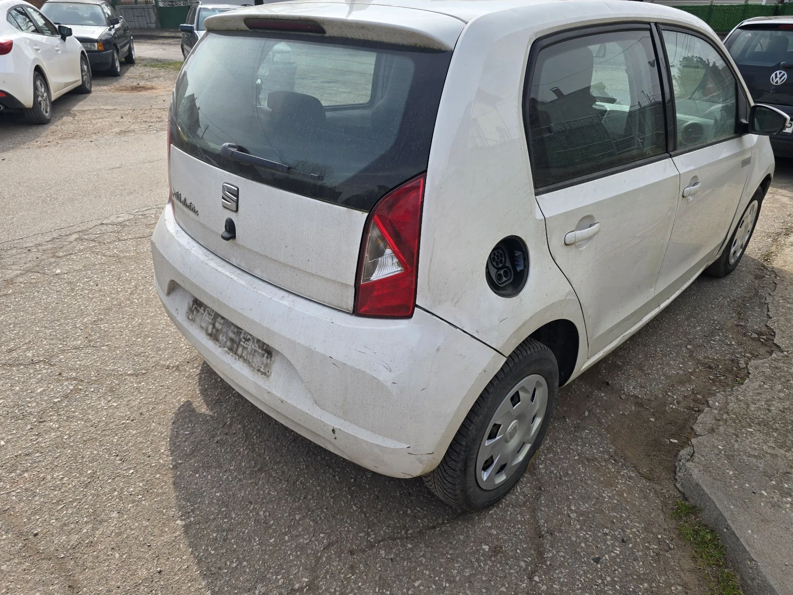 Seat Mii 32.3KW, снимка 4 - Автомобили и джипове - 54193055