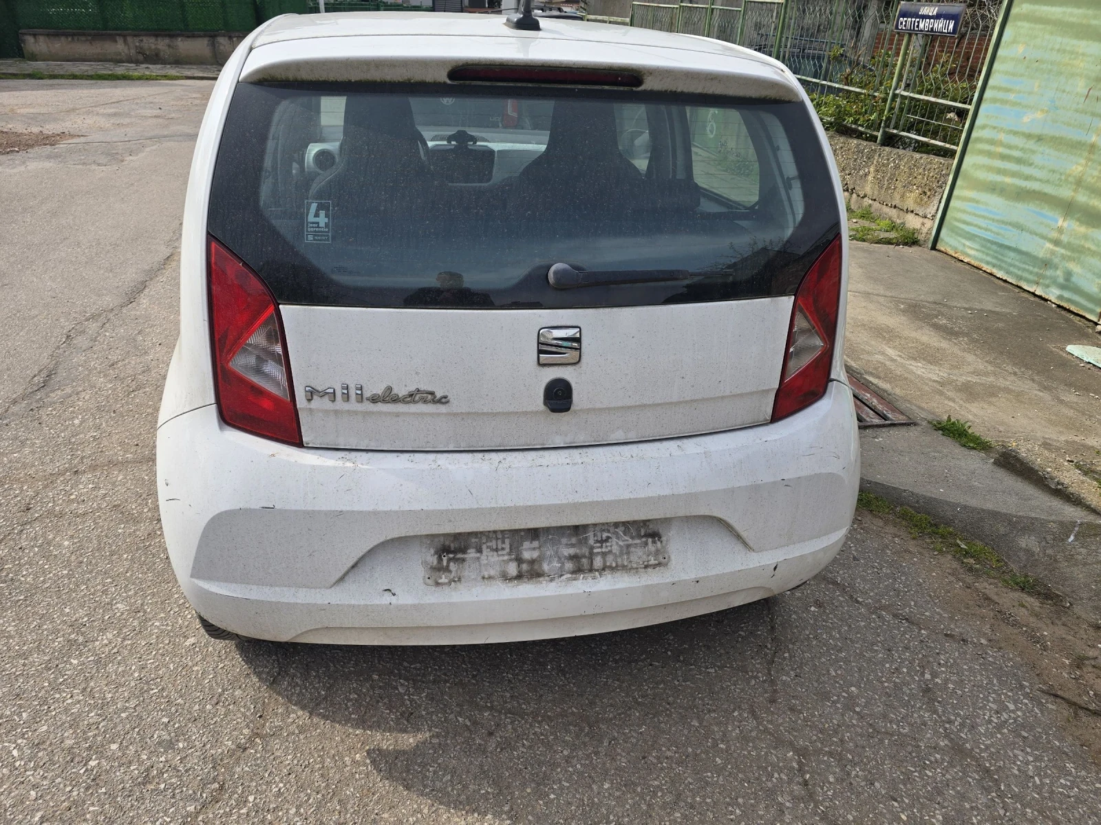 Seat Mii 32.3KW, снимка 5 - Автомобили и джипове - 54193055