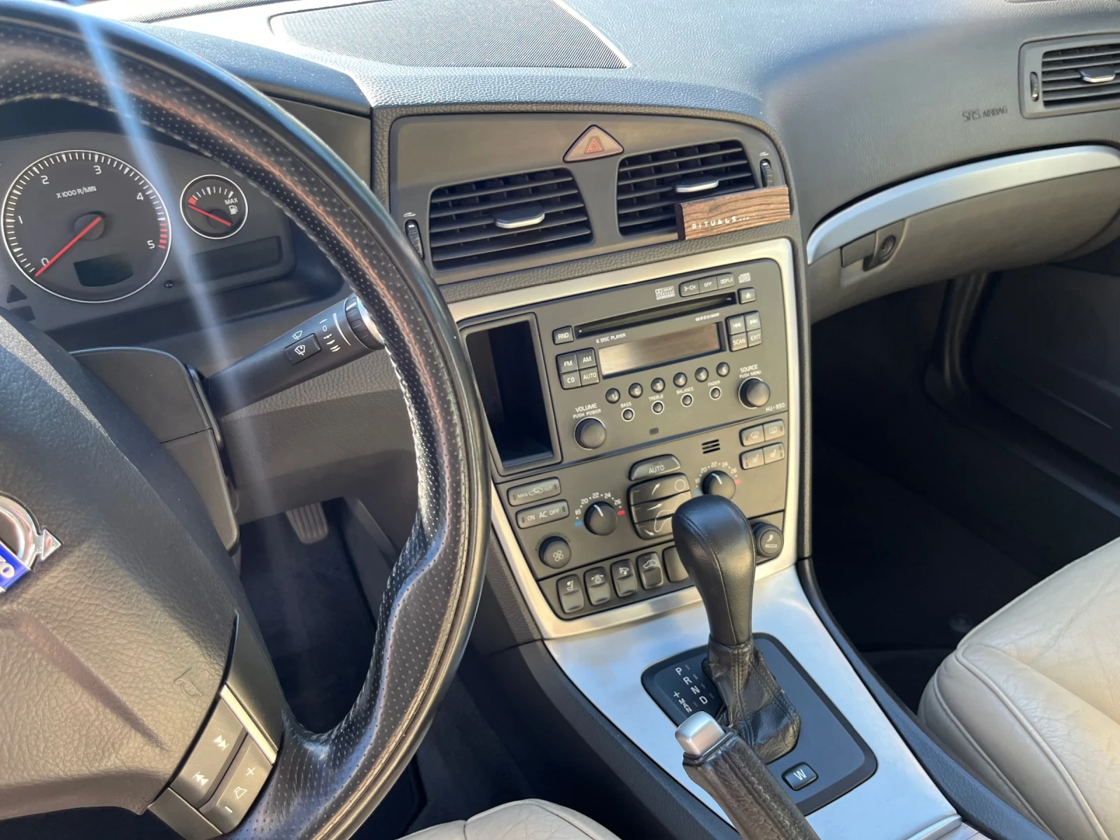 Volvo S60 D5 Polestar, снимка 14 - Автомобили и джипове - 54311694