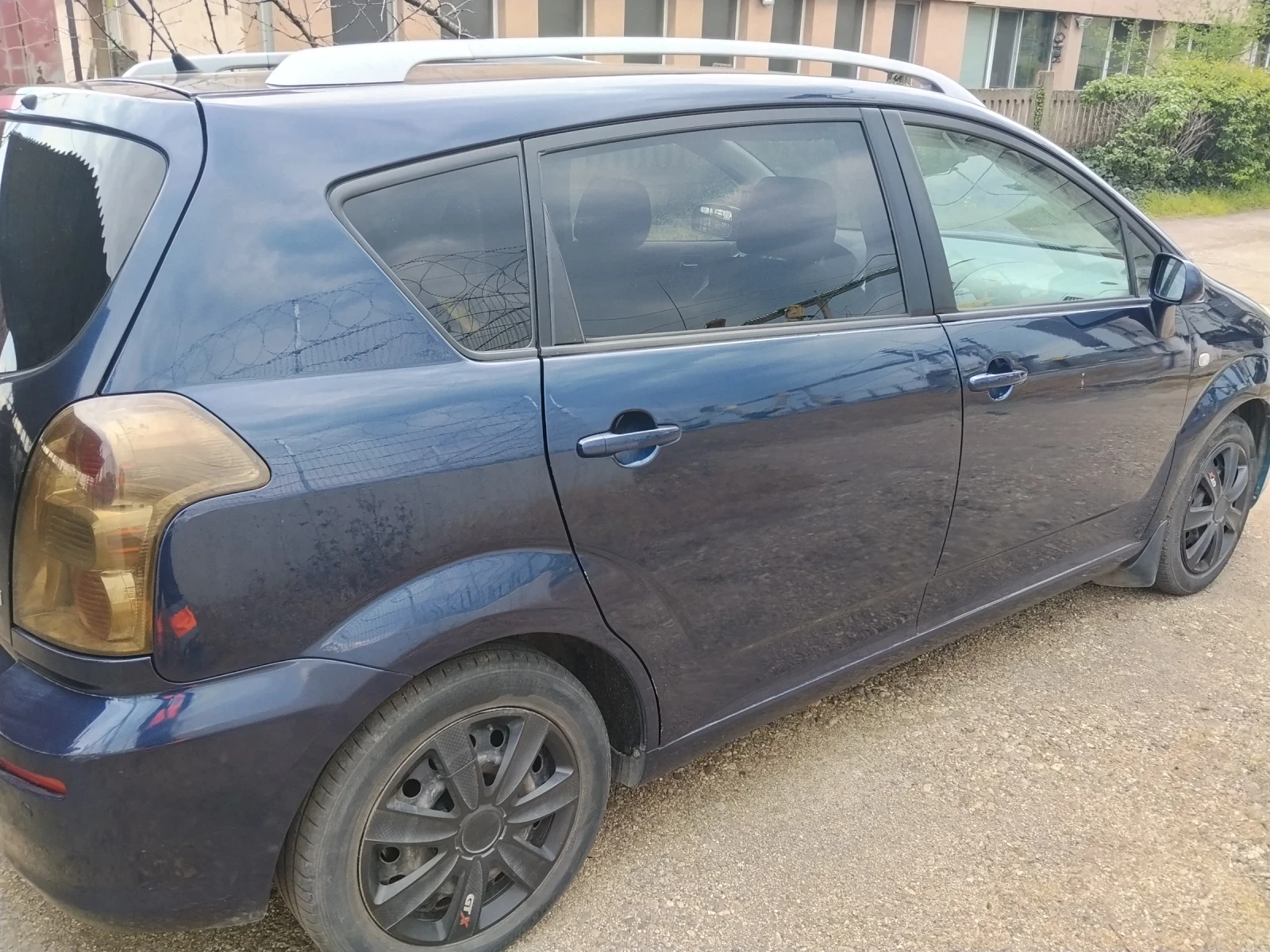 Toyota Corolla verso, снимка 3 - Автомобили и джипове - 54382677