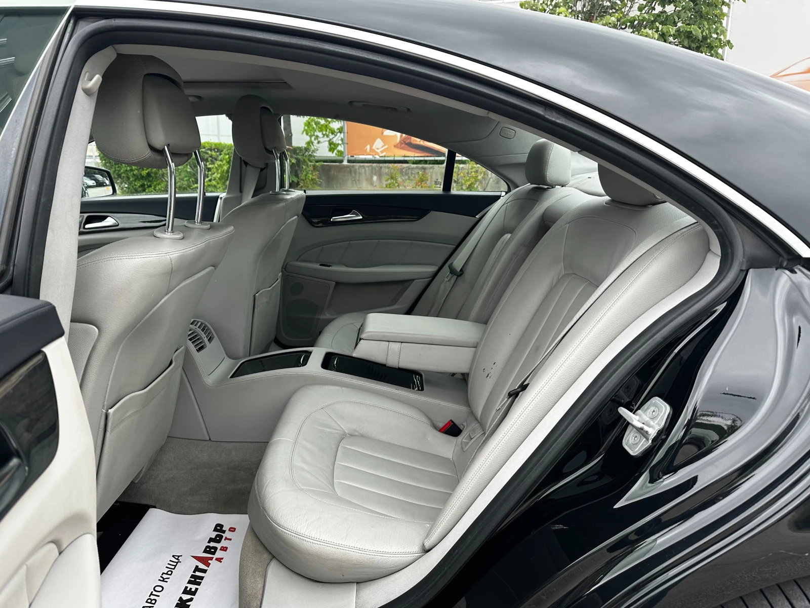Mercedes-Benz CLS 350 3.0d 265 к.с/ГАРАНЦИЯ ОТ КЕНТАВЪР, снимка 10 - Автомобили и джипове - 54609840