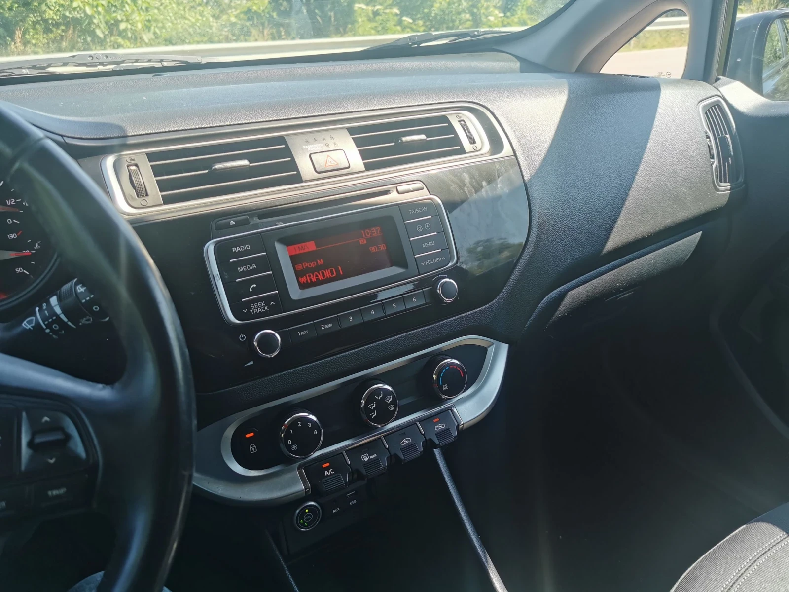 Kia Rio 1.2 - 4 цил. газ фейслифт, снимка 14 - Автомобили и джипове - 54977424