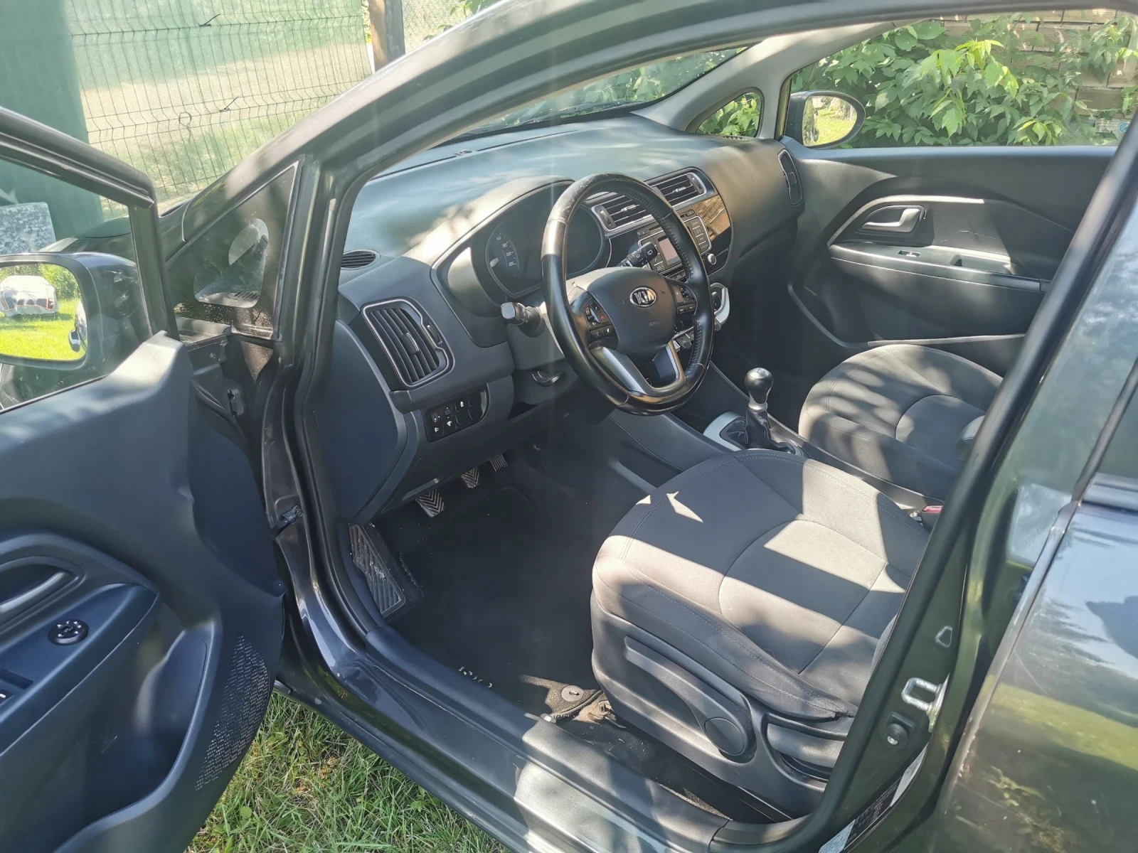 Kia Rio 1.2 - 4 цил. газ фейслифт, снимка 9 - Автомобили и джипове - 54977424