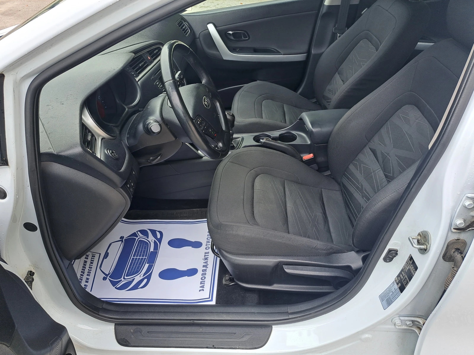Kia Ceed  1.6CRDI* 136к.с.* 2018г* КАТО НОВА, снимка 11 - Автомобили и джипове - 54995202
