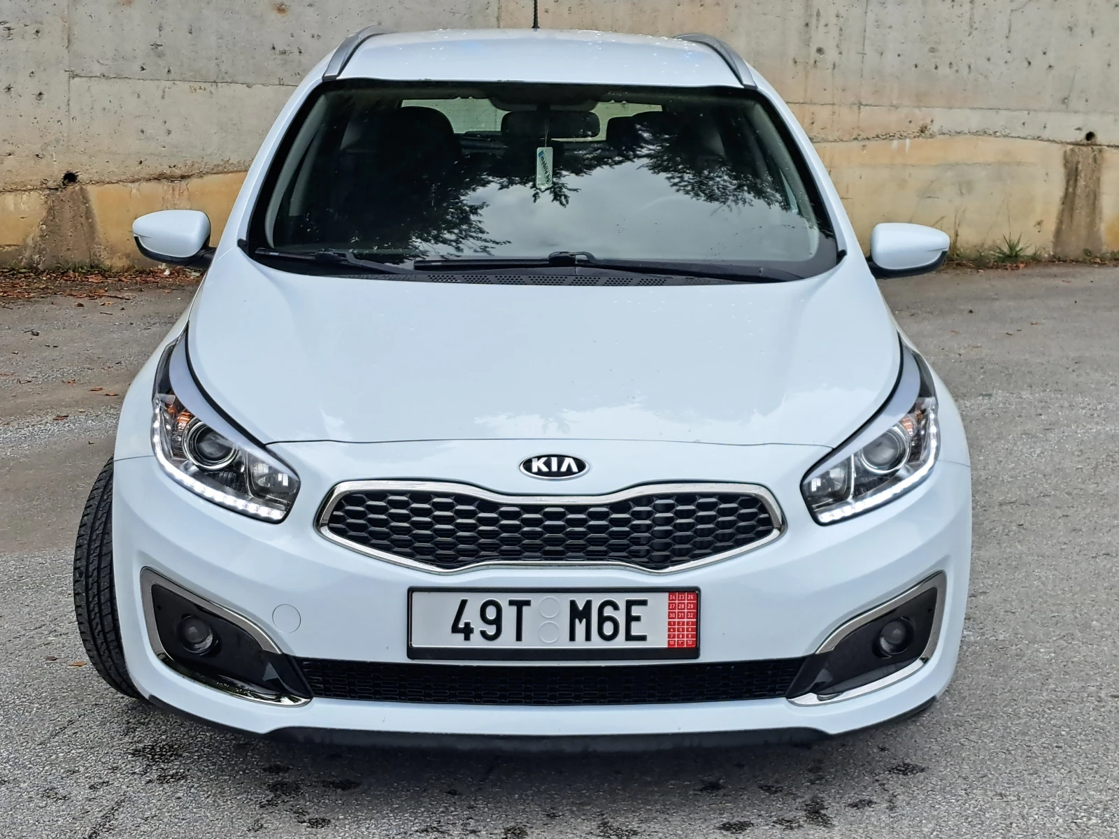 Kia Ceed  1.6CRDI* 136к.с.* 2018г* КАТО НОВА, снимка 2 - Автомобили и джипове - 54995202