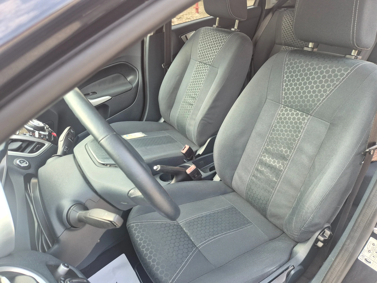Ford Fiesta 1.4i 97k.s.GAS, KLIMATRONIK | Mobile.bg � ����������� 10