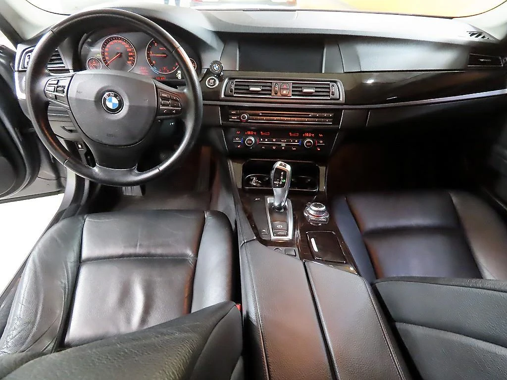 BMW 520 HUD* ЛЮК* КРАЙНА ЦЕНА, снимка 8 - Автомобили и джипове - 55496054