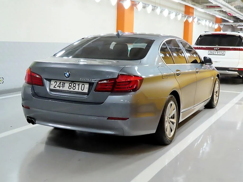 BMW 520 HUD* ЛЮК* КРАЙНА ЦЕНА, снимка 4 - Автомобили и джипове - 55496054