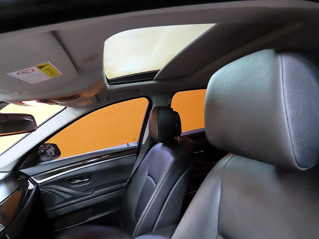 BMW 520 HUD* ЛЮК* КРАЙНА ЦЕНА, снимка 14 - Автомобили и джипове - 55496054