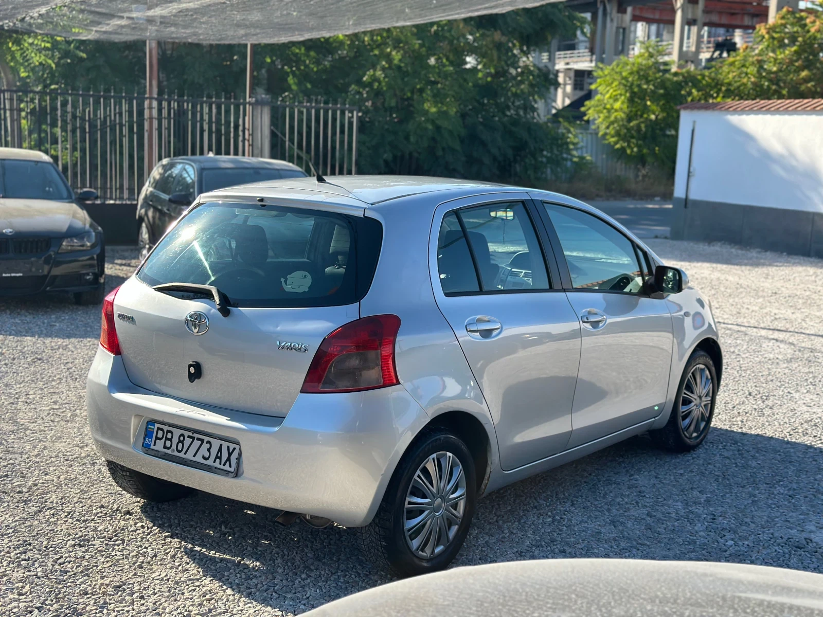 Toyota Yaris 1.33, снимка 4 - Автомобили и джипове - 55565611