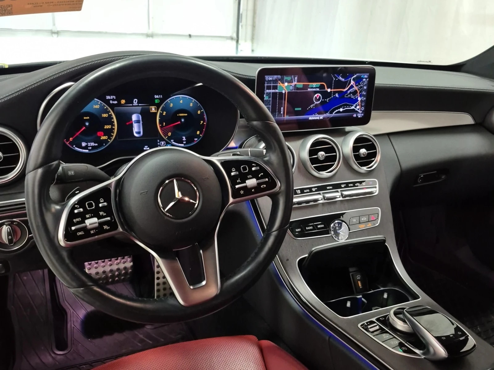 Mercedes-Benz C 300 COUPE| PANO| ПОДГРЕВИ| ЧЕРВЕН САЛОН| 2 КЛЮЧА| , снимка 10 - Автомобили и джипове - 56126128