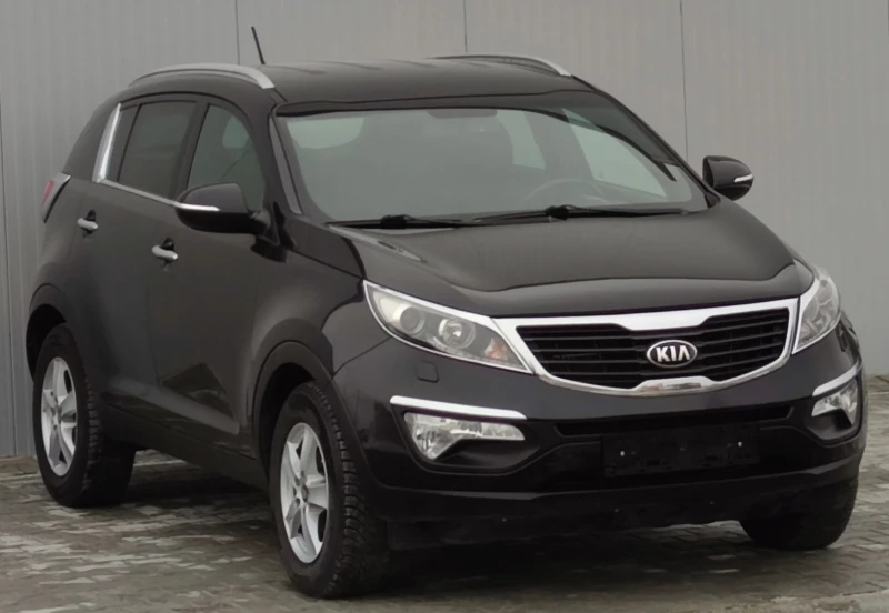 Kia Sportage * LED* , снимка 1 - Автомобили и джипове - 49236192