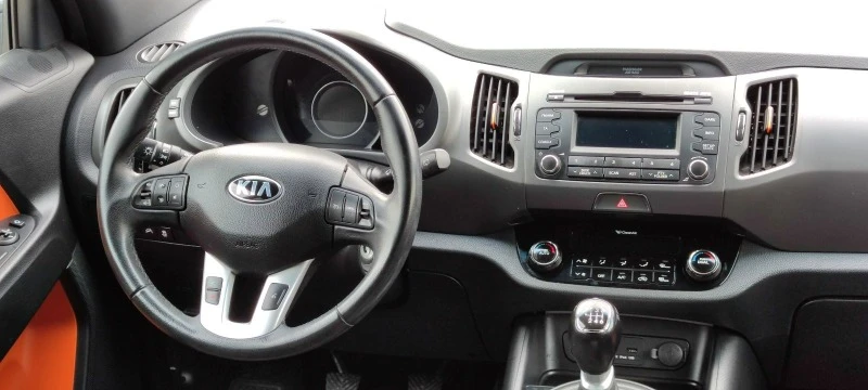 Kia Sportage * LED* , снимка 12 - Автомобили и джипове - 43781356