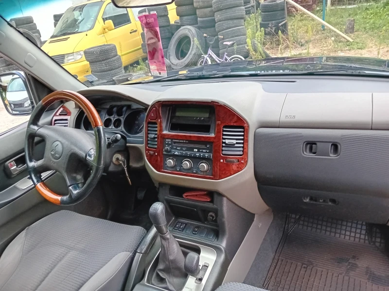 Mitsubishi Pajero, снимка 7 - Автомобили и джипове - 47490060